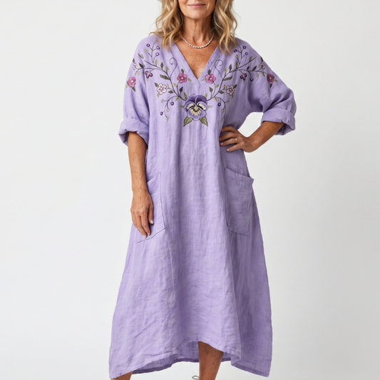 Tavi | Vestido midi oversize con bordado floral y bolsillos