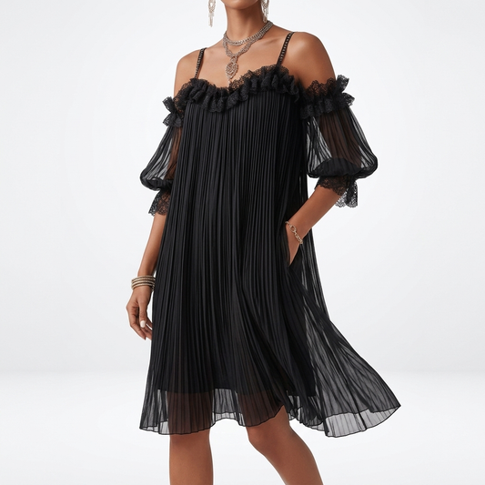 Volantine™ — Vestido corto con hombros al aire, plisado y con volantes