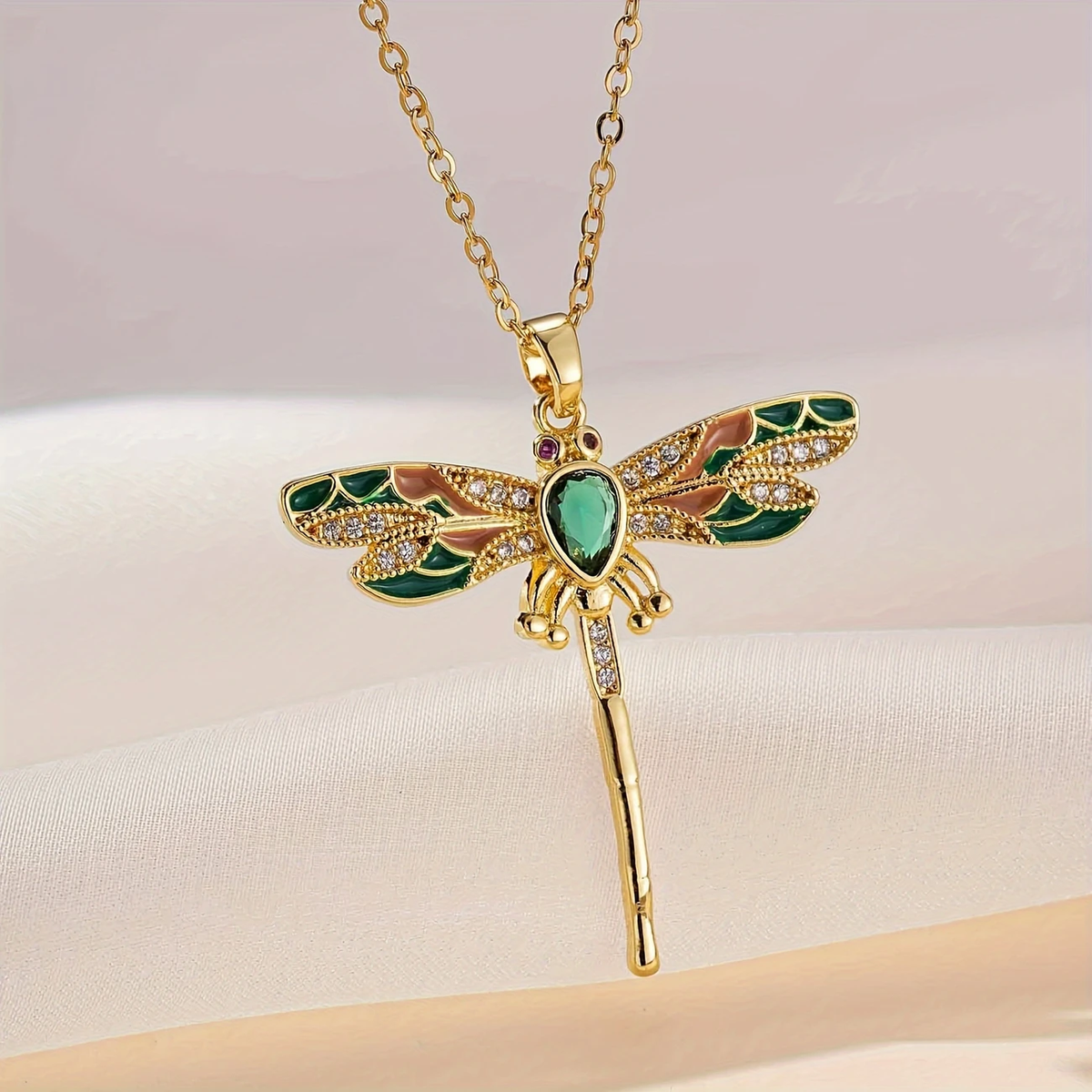 Collar luminoso con libélula verde